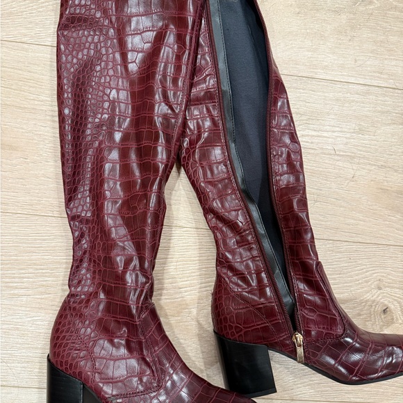Franco Sarto Burgundy Croc-Embossed Heeled Boots - Picture 1 of 4